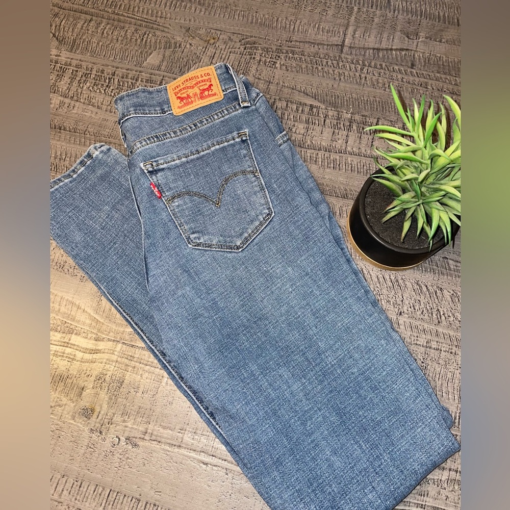 Levi 711 skinny jeans size 26